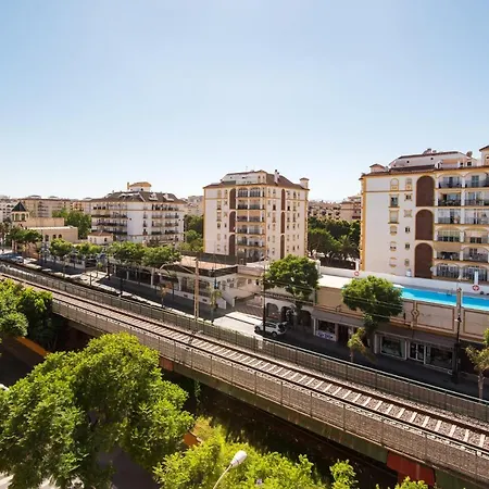 Boliches Center Next To The Beach, Parking, Pool & Terrace Apartment