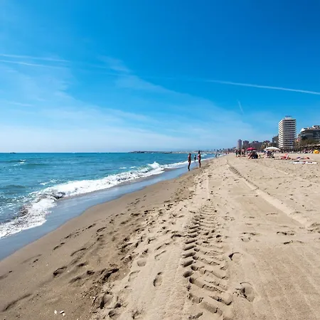 Apartment Boliches Center Next To The Beach, Parking, Pool & Terrace